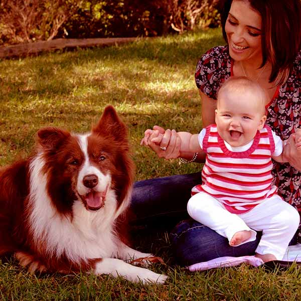 Image of Katrina Warren with her daughter Charlotte Rose Darcy